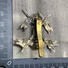 Charger l'image dans la galerie, Original WW2 British Army 9th Queen's Royal Lancers Cap Badge - The Militaria Shop