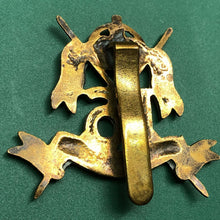 Load image into Gallery viewer, Original WW2 British Army 16th The Queen's Lancers Regiment Cap Badge - The Militaria Shop