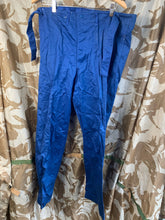 Charger l'image dans la galerie, Original US Army Convalescent Suit Trousers - WW2 Era May 1945 Pat - MEDIUM - The Militaria Shop