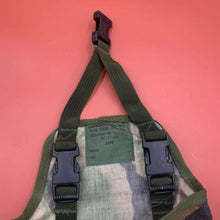 Load image into Gallery viewer, British Army Issue Woodland DPM PLCE IRR Webbing Entrenching Tool Case Old Stock - The Militaria Shop