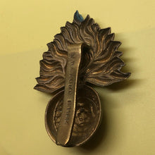 Load image into Gallery viewer, Original WW2 British Army Cap Badge - Royal London Fusiliers - The Militaria Shop