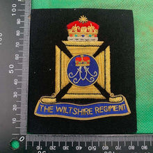 Lade das Bild in den Galerie-Viewer, British Army Bullion Embroidered Blazer Badge - The Wiltshire Regiment - The Militaria Shop