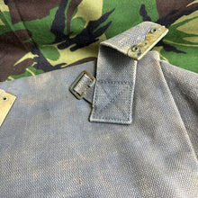 Charger l'image dans la galerie, British Army / RAF 37 Pattern Large Pack - WW2 Pattern -Used Condition Original - The Militaria Shop