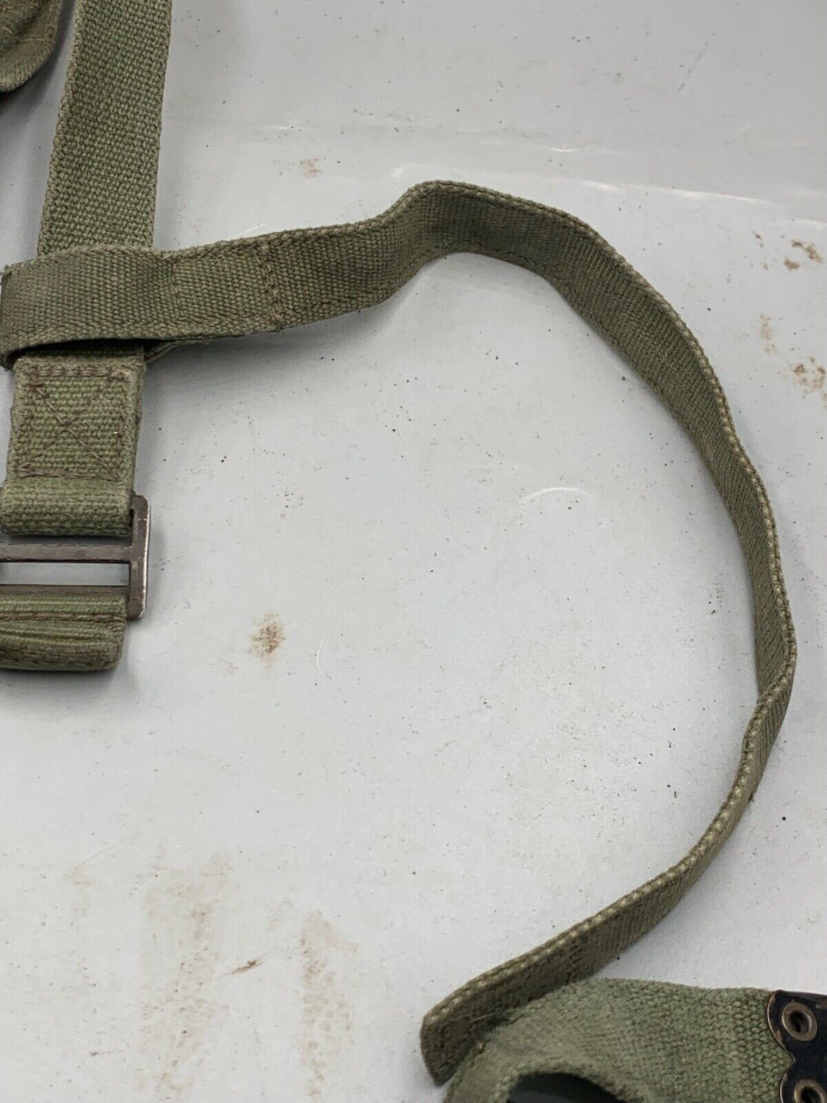 Original WW2 British Army 44 Pattern Shoulder Strap - The Militaria Shop