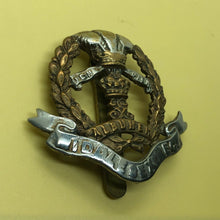 Load image into Gallery viewer, Original WW2 British Army Cap Badge - Middlesex Regiment - The Militaria Shop