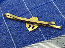 Load image into Gallery viewer, Original Spanish Army Veterans / Sweetheart Gilt Metal Brooch / Pin - The Militaria Shop