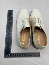 Charger l'image dans la galerie, Original WW2 British Army Women's White Summer Shoes - ATS WAAF - Size 240s - The Militaria Shop