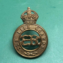 Load image into Gallery viewer, Original British Army Edward VIII The Life Guards Cap Badge - The Militaria Shop