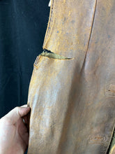 Lade das Bild in den Galerie-Viewer, Original WW2 British Army ATS Leather Jerkin - 40" Chest - The Militaria Shop