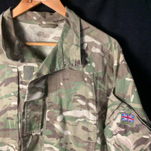 Charger l'image dans la galerie, Genuine British Army MTP Camouflage Combat Jacket - 180/96 - The Militaria Shop