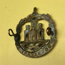 Load image into Gallery viewer, Original WW2 British Army Dorsetshire Regiment Cap Badge - The Militaria Shop