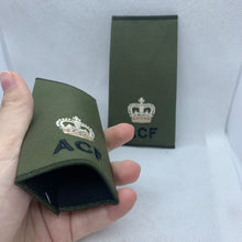 Load image into Gallery viewer, Cadet ACF OD Green Rank Slides / Epaulette Pair Genuine British Army - NEW - The Militaria Shop