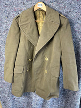 Load image into Gallery viewer, Original WW2 British Army Officers Private Purchase Jeep Greatcoat - 38" Ch - The Militaria Shop