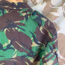 Load image into Gallery viewer, Genuine British Army Smock Combat Jungle DPM Camouflage - Size 40" Chest - The Militaria Shop