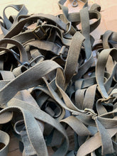 Load image into Gallery viewer, Original WW2 British RAF Sten Gun 37 Pattern Sling - Good condition! - The Militaria Shop