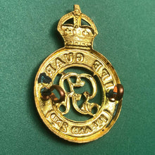 Load image into Gallery viewer, Original WW1 British Army 1st & 2nd Life Guards Cap Badge George V - The Militaria Shop