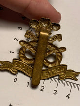 Load image into Gallery viewer, WW2 British Army Cap Badge - North Stafford - The Militaria Shop