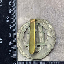 Load image into Gallery viewer, Original WW2 British Army Northamptonshire Regiment Cap Badge - The Militaria Shop