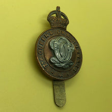 Load image into Gallery viewer, Original WW2 British Army Cap Badge - 7th Queen's Own Hussars - The Militaria Shop