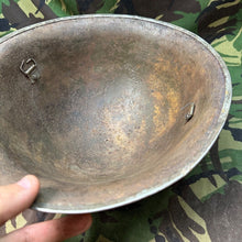 Charger l'image dans la galerie, Original WW2 British / Canadian Army Mk3 Turtle Helmet - The Militaria Shop