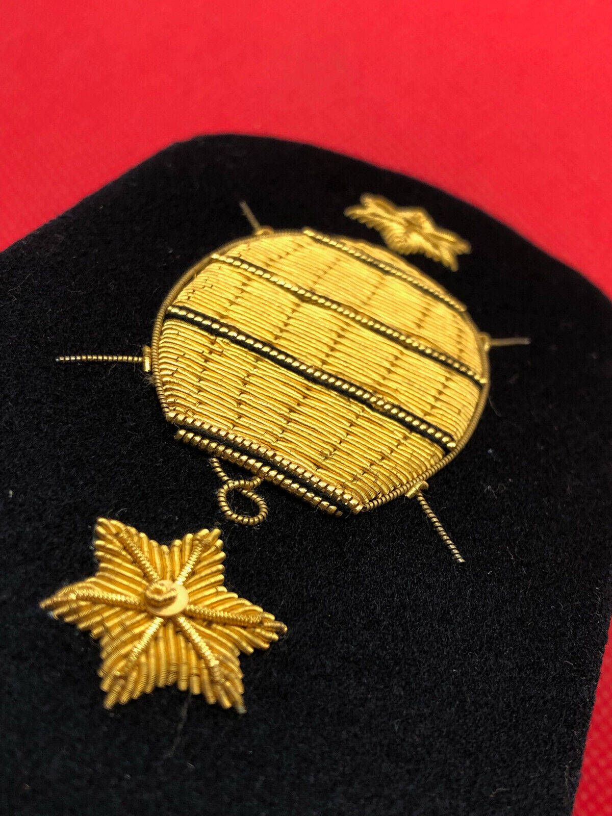 Genuine British Royal Navy Bullion Badge - Mine Warfare MW 2 Star - The Militaria Shop