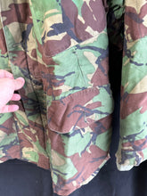 Load image into Gallery viewer, Original British Army 1968 68 Pattern DPM Combat Jacket Smock - 40" Chest - The Militaria Shop
