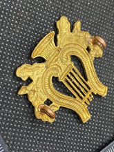 Load image into Gallery viewer, Original British Army Musicians Cap / Collar Badge - The Militaria Shop