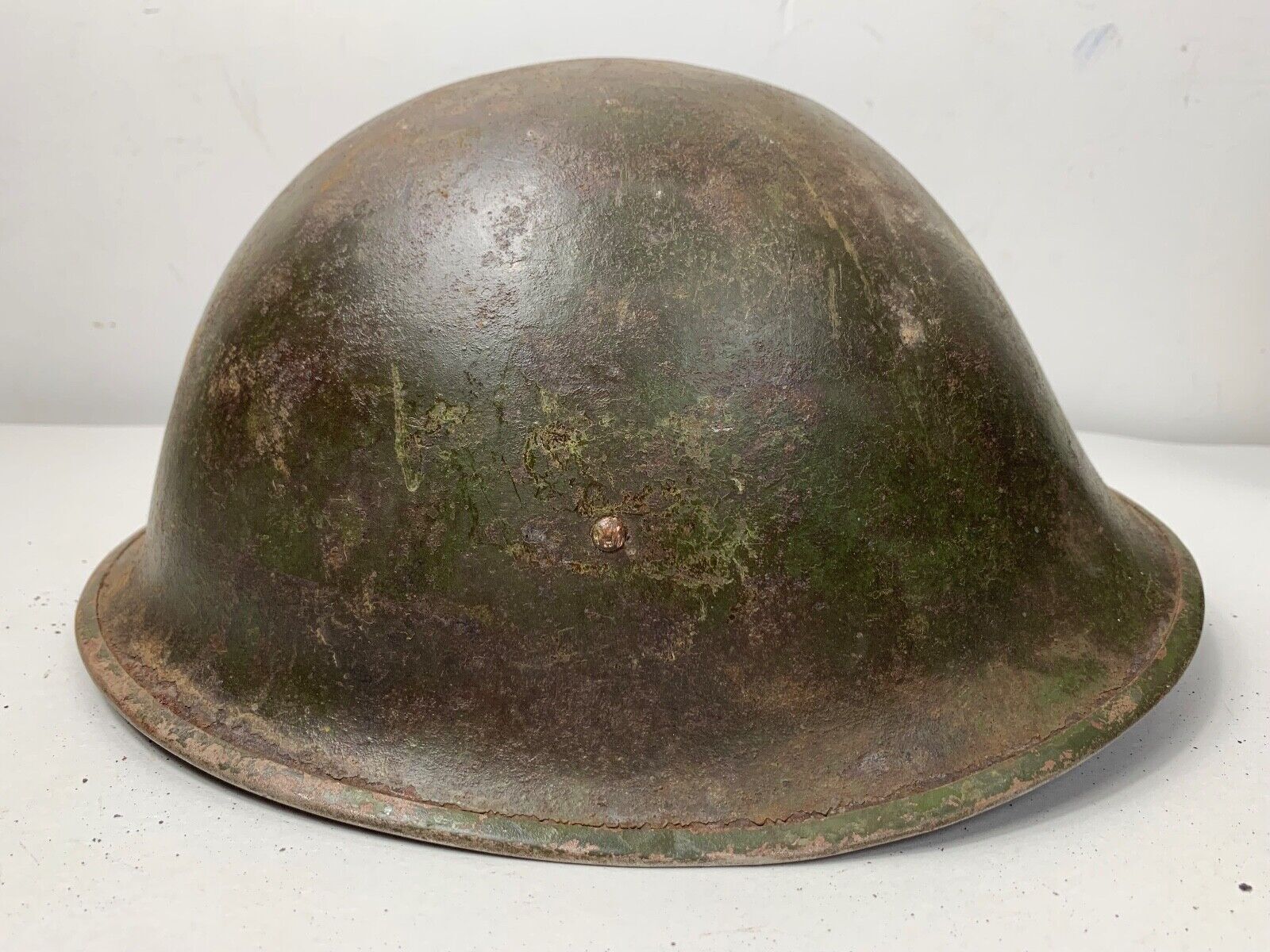 Mk3 Canadian / British Army Original WW2 Turtle Helmet High Rivet - The Militaria Shop