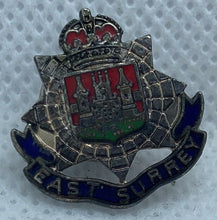 Charger l'image dans la galerie, East Surrey Regiment - NEW British Army Military Cap/Tie/Lapel Pin Badge #67 - The Militaria Shop