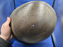 Charger l'image dans la galerie, WW2 British / Canadian Army Mk3 Combat Turtle Helmet - Good Original Helmet - The Militaria Shop