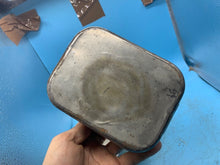 Lade das Bild in den Galerie-Viewer, Original WW2 British Army Soldiers Mess Tin Set - Two Piece - Fold Out Handles - The Militaria Shop