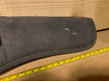 Charger l'image dans la galerie, Black Fabric Pistol Holster - B75 - The Militaria Shop
