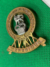 Lade das Bild in den Galerie-Viewer, British Army Queen's Crown 15th / 19th Lancers Regiment Cap Badge - The Militaria Shop