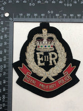 Lade das Bild in den Galerie-Viewer, British Army Bullion Embroidered Blazer Badge - Royal Military Police - The Militaria Shop