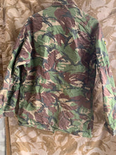 Charger l'image dans la galerie, Genuine British Army Issue DPM Combat Smock - Size 170/96 - The Militaria Shop