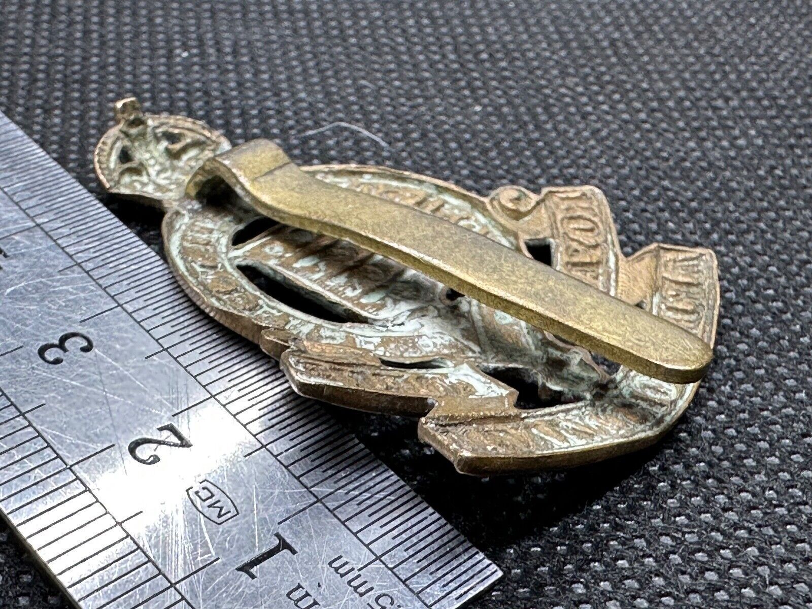 Original WW2 British Royal Army Ordinance Corps RAOC Brass Kings Crown Cap Badge - The Militaria Shop