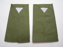 Charger l'image dans la galerie, QOGLR OD Green Rank Slides / Epaulette Pair Genuine British Army - NEW - The Militaria Shop
