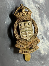 Load image into Gallery viewer, Original WW1 / WW2 British Army Royal Army Ordnance Corps Cap Badge - The Militaria Shop