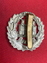 Load image into Gallery viewer, Original British Army NORTHAMPTONSHIRE REGIMENT Cap Badge - The Militaria Shop