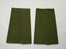 Load image into Gallery viewer, RGR Gurkha Rifles OD Rank Slides / Epaulette Pair Genuine British Army - NEW - The Militaria Shop