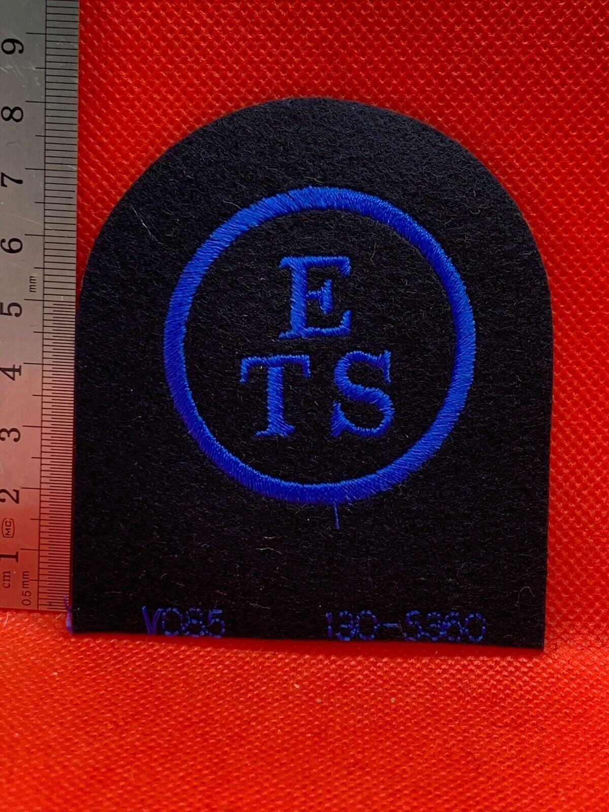 Unissued WOMEN'S ROYAL NAVY WRNs Trade Badge - Education & Training - B - The Militaria Shop