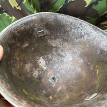 Charger l'image dans la galerie, Original WW2 British / Canadian Army Mk3 Turtle Helmet - The Militaria Shop
