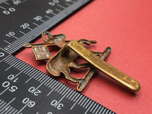 Load image into Gallery viewer, Original WW2 British Army Queen's Royal Regiment (West Surrey) Cap Badge - The Militaria Shop