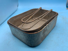 Charger l'image dans la galerie, Original WW2 British Army Soldiers Mess Tin Set - Two Piece - Fold Out Handles - The Militaria Shop