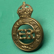 Load image into Gallery viewer, Original British Army Edward VIII The Life Guards Cap Badge - The Militaria Shop