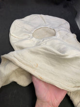 Charger l'image dans la galerie, Original WW2 British Royal Navy Gunners Flash Hood - The Militaria Shop