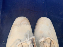 Charger l'image dans la galerie, Original WW2 British Army Women's White Summer Shoes - ATS WAAF - Size 245s - The Militaria Shop