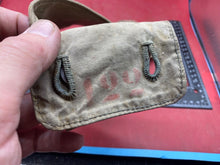 Lade das Bild in den Galerie-Viewer, Original WW2 Swiss Army / German Army Tent Pole / Zeltbahn Peg Bag - 1943 - The Militaria Shop