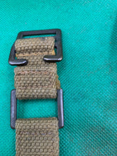 Charger l'image dans la galerie, Original WW2 British Army 37 Pattern Brace Adaptors Pair - 1941 Dated - The Militaria Shop