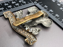 Lade das Bild in den Galerie-Viewer, Original WW1 British Army 3rd Dragoon Guards Cap Badge - The Militaria Shop